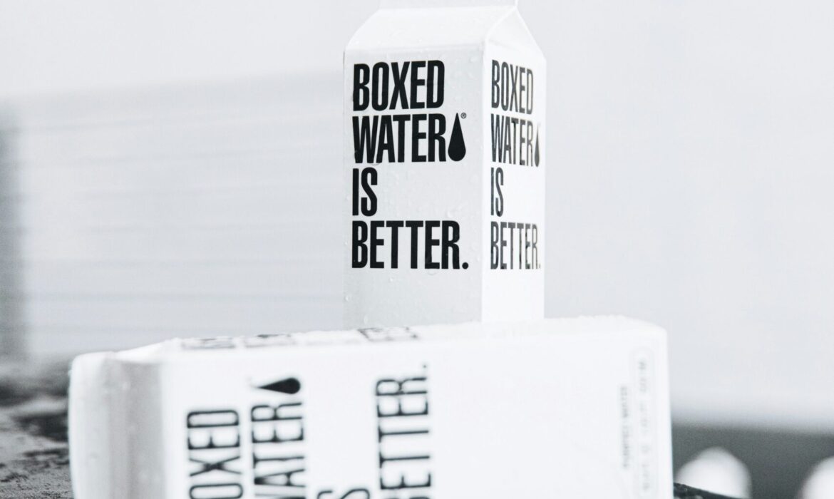 PORTRAITS INSTAGRAM - @LGNWVRPRTRTS
EDITORIAL INSTAGRAM - @LGNWVRPHTO
PERSONAL INSTAGRAM - @LGNWVR