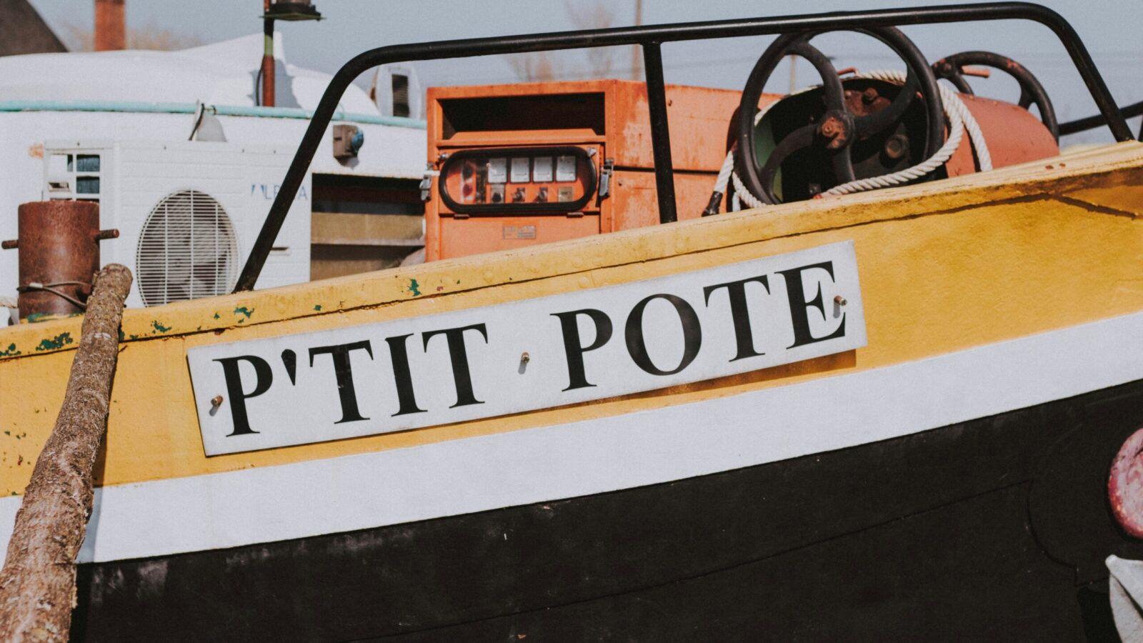 Boat Lettering To You: Setting the Gold Standard for Custom Vinyl Boat Graphics
